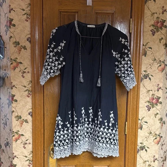 Black Dress with White Floral Embroidery by Ulla Johnson - Picture 1 of 6